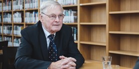 Former Masaryk University rector Eduard Schmidt dies at 85