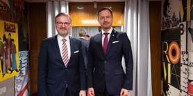 Premiéři Petr Fiala a Eduard Heger debatovali v Brně o vztazích obou zemí