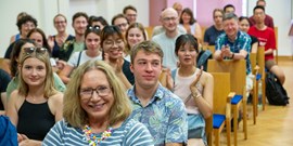 Studenty z celého světa čekají čtyři týdny s češtinou