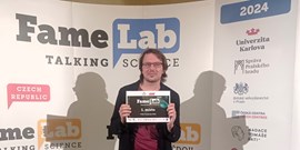 České finále FameLab vyhrál Luboš Brabenec z CEITEC MU 